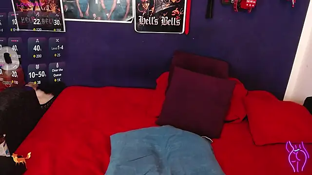 foxbell lt online show from March 18, 1:13 pm