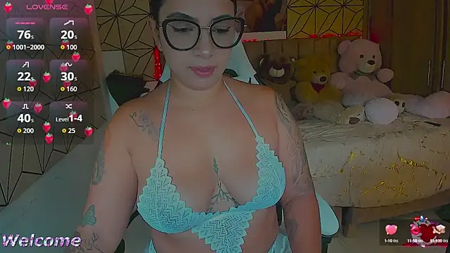 vane lopez  online show from October 7, 5:47 pm