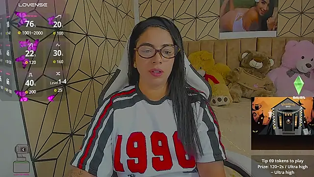 Snapshot of vane_lopez_ chatting on October 28, 8:41 pm vane lopez online show from October 28, 8:41 pm