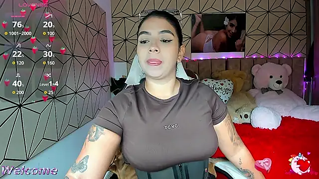 vane lopez  online show from September 22, 5:30 pm