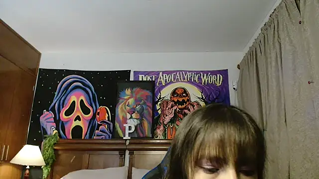 Snapshot of MINI_Petite chatting on February 18, 5:20 am MINI Petite online show from February 18, 5:20 am