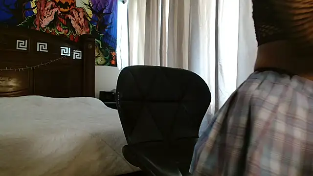 MINI Petite online show from March 12, 5:50 pm