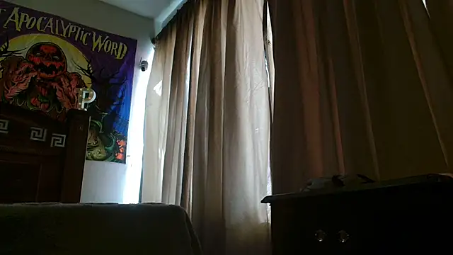 Snapshot of MINI_Petite chatting on September 10, 4:17 pm MINI Petite online show from September 10, 4:17 pm