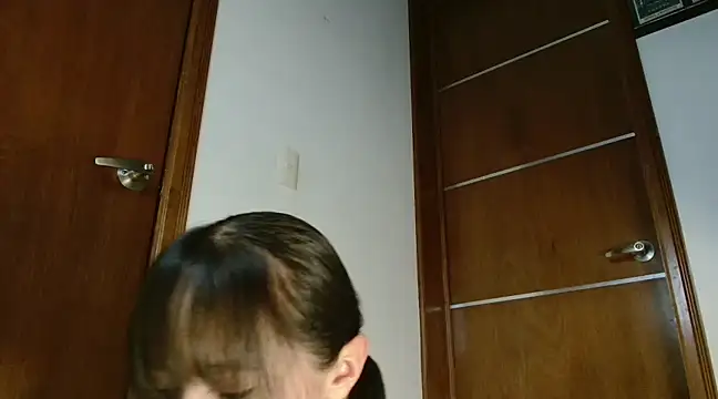 Snapshot of MINI_Petite chatting on February 28, 8:50 pm MINI Petite online show from February 28, 8:50 pm