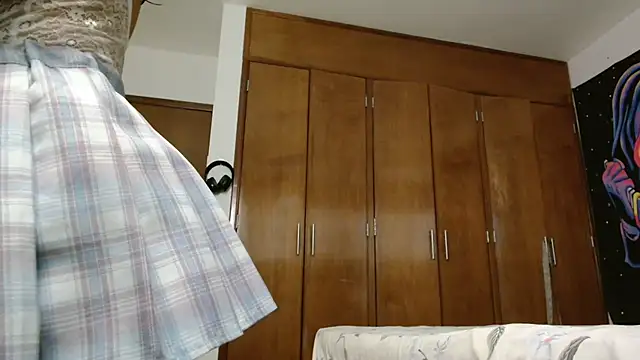 MINI Petite online show from December 19, 3:58 pm