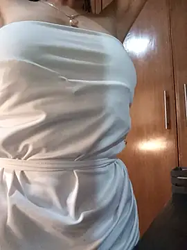 MINI Petite online show from May 27, 5:20 pm