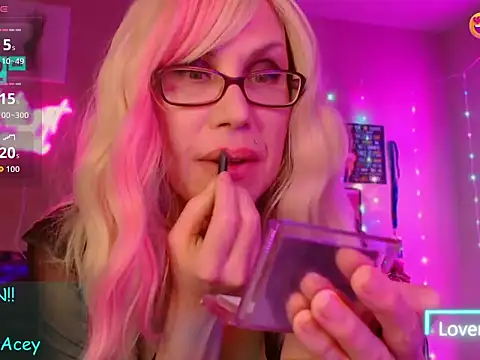 EmmaIsHere online show from March 1, 6:30 pm