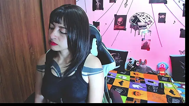 Snapshot of yunkodolly666 chatting on November 27, 7:25 pm yunkodolly666 online show from November 27, 7:25 pm