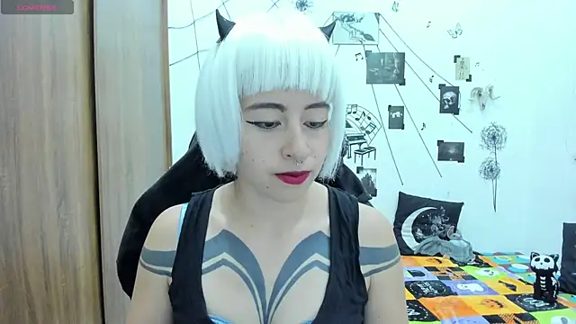 yunkodolly666 online show from March 2, 9:30 pm