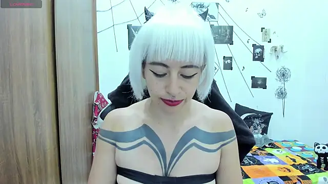 yunkodolly666 online show from March 15, 12:25 am