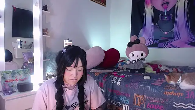 miaa-lee online show from January 9, 3:57 am