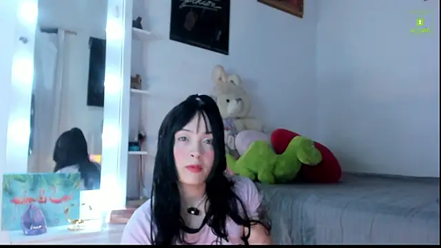 miaa-lee online show from November 22, 2:21 am