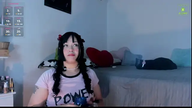 miaa-lee online show from November 3, 2:28 am