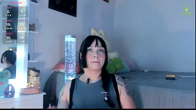 miaa-lee online show from November 9, 2:15 am