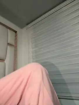 perla kem  online show from February 15, 12:55 am