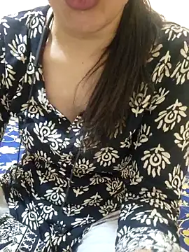 CuteSarikaLIVE online show from May 28, 4:09 am