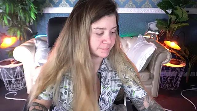 AmellyMilly online show from February 24, 7:48 pm