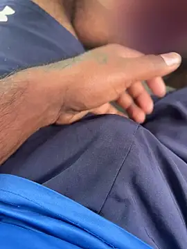 raguram143 online show from October 25, 3:28 am