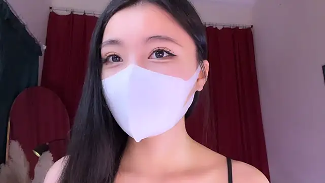 alaia-EDP online show from February 1, 3:32 pm