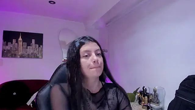 Snapshot of Meghan320 chatting on February 20, 11:34 am Meghan320 online show from February 20, 11:34 am