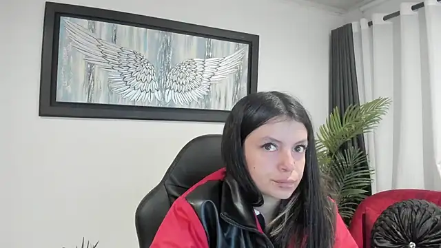Snapshot of Meghan320 chatting on May 9, 3:10 am Meghan320 online show from May 9, 3:10 am