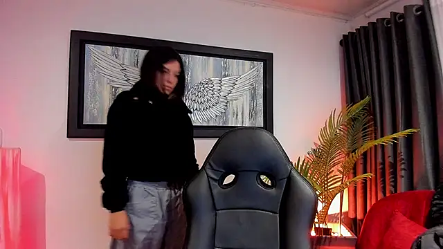 Snapshot of Meghan320 chatting on February 2, 11:31 am Meghan320 online show from February 2, 11:31 am