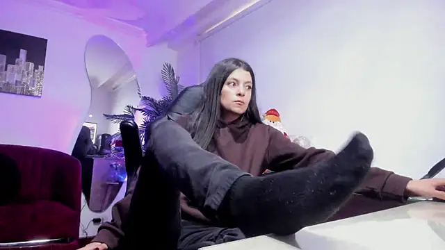 Meghan320 online show from December 1, 11:44 am