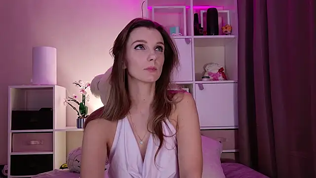 Karamelsw  online show from March 18, 12:36 am