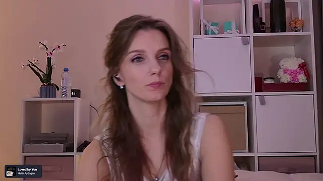 Karamelsw  online show from April 3, 9:32 pm