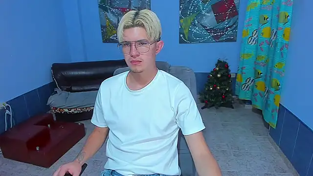 patrik 027 online show from January 11, 5:09 pm