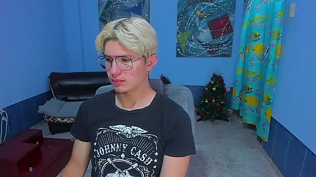 patrik 027 online show from January 6, 5:06 pm