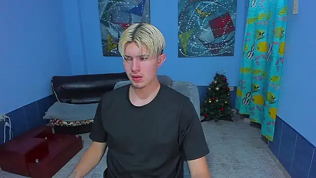 patrik 027 online show from January 12, 8:47 pm