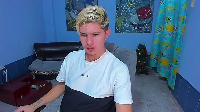 patrik 027 online show from January 15, 4:54 pm