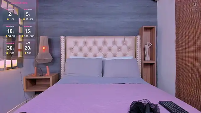 01victoria online show from September 11, 12:49 pm