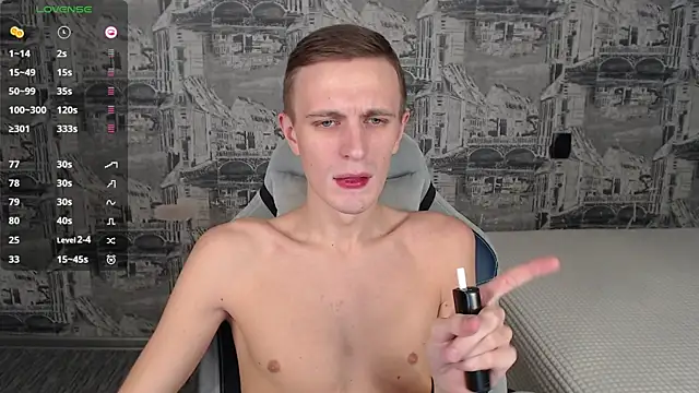 Oliver Fresh online show from April 7, 9:55 am