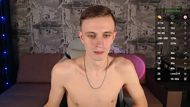 Snapshot of Oliver_Fresh chatting on January 28, 8:36 am Oliver Fresh online show from January 28, 8:36 am