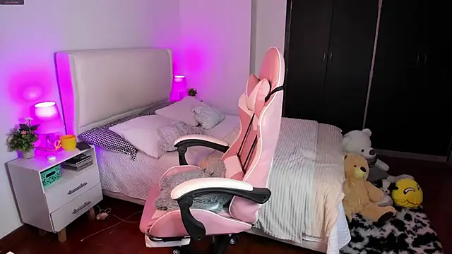 Ainhoads online show from January 11, 9:38 am