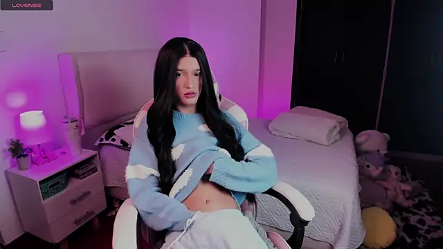 Ainhoads online show from November 18, 8:50 am