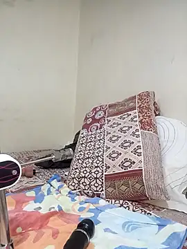 Ranny18l online show from November 4, 2:37 am