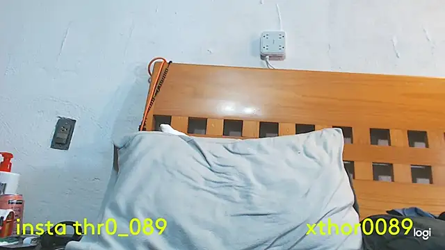 thor000089 online show from May 7, 6:55 pm