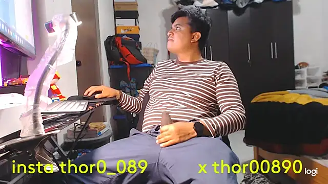 thor000089 online show from April 7, 3:41 am