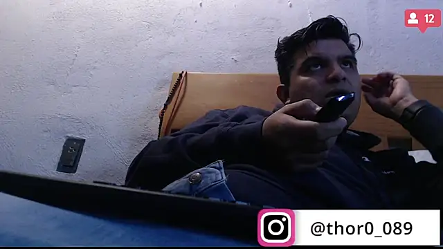 Snapshot of thor000089 chatting on January 23, 5:42 pm thor000089 online show from January 23, 5:42 pm