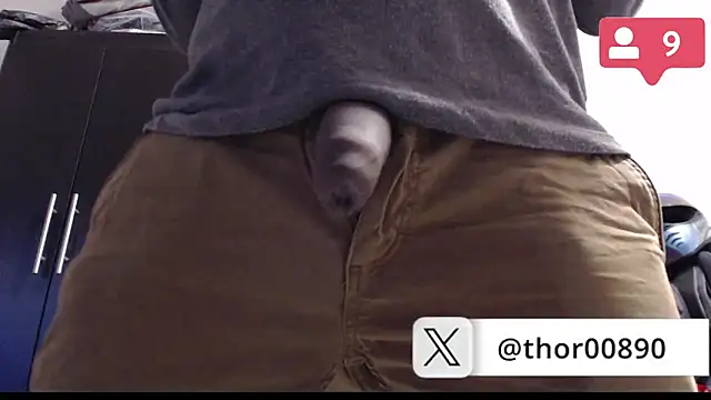 Snapshot of thor000089 chatting on March 11, 4:19 am thor000089 online show from March 11, 4:19 am