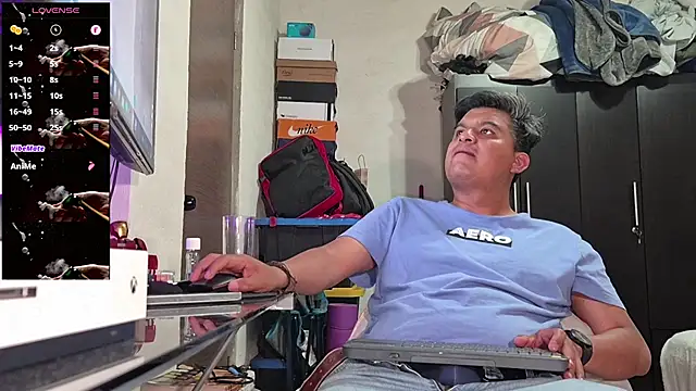 thor000089 online show from March 27, 4:10 am