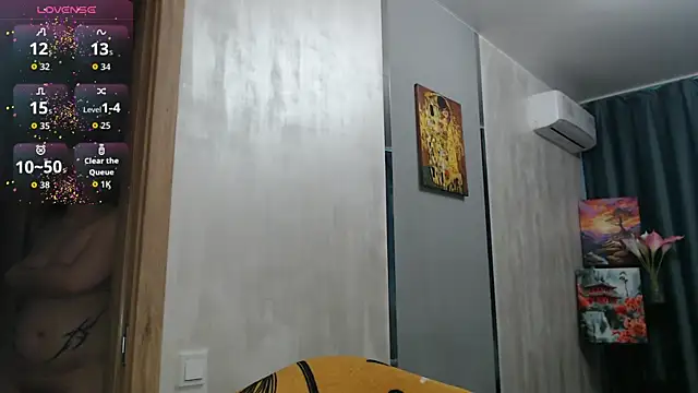 Stacy Davice online show from April 5, 11:17 am