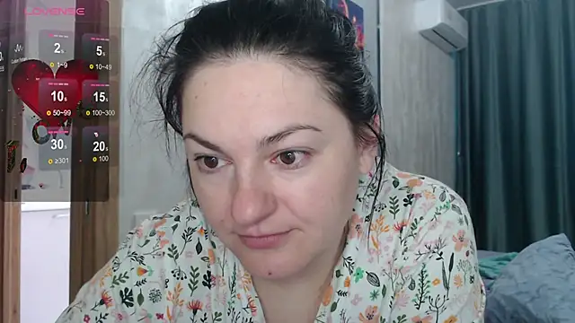 Stacy Davice online show from October 1, 1:37 pm
