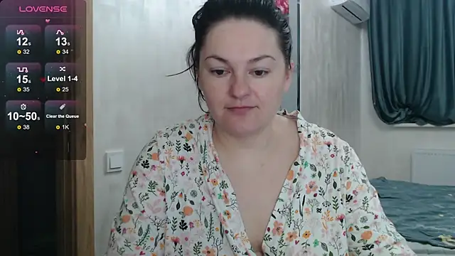 Stacy Davice online show from October 11, 3:57 pm