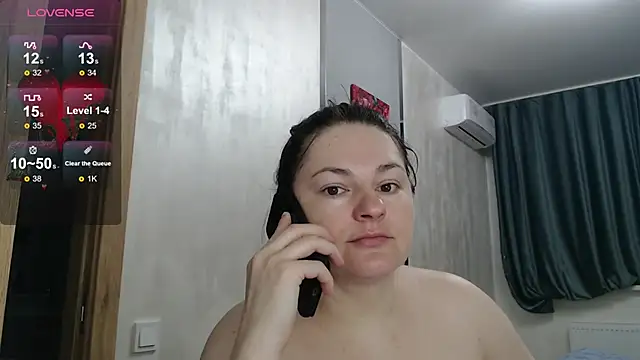 Stacy Davice online show from October 22, 4:17 pm