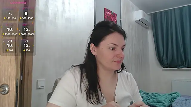 Stacy Davice online show from December 17, 9:20 pm