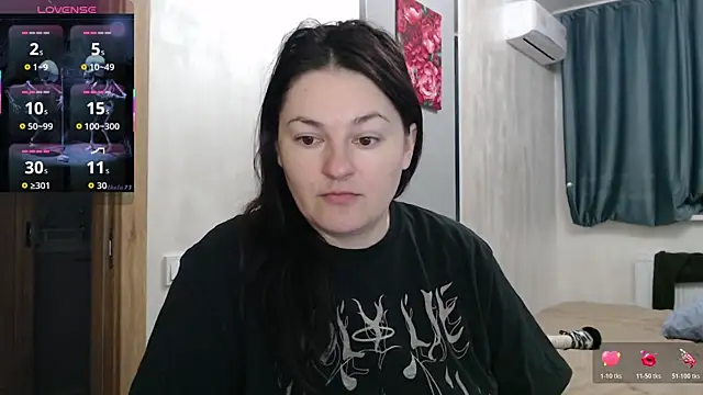 Stacy Davice online show from October 27, 6:31 pm